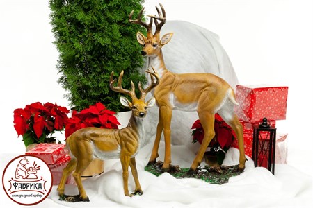 Фигуры оленей