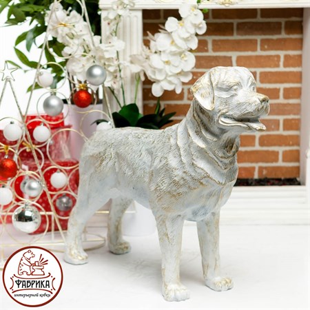 Ротвейлер новогодняя фигура