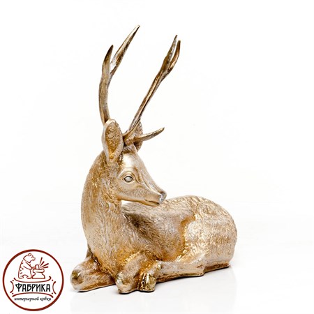 Скульптура олень