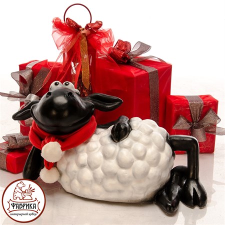 Фигура овечка для сада