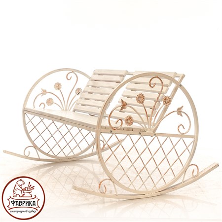 Кресло качалка для сада