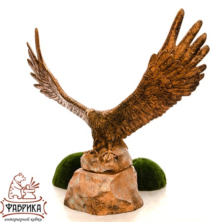Садовая фигура орел
