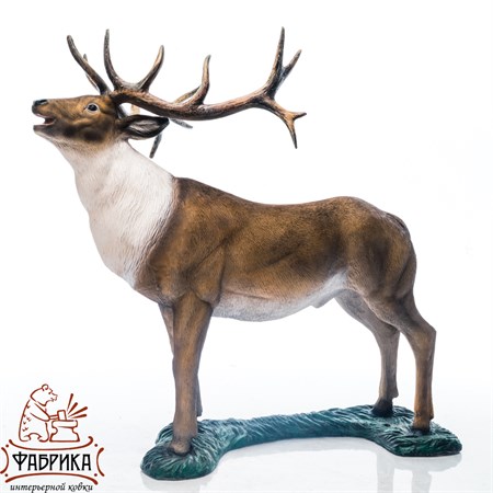 Декоративная фигура олень