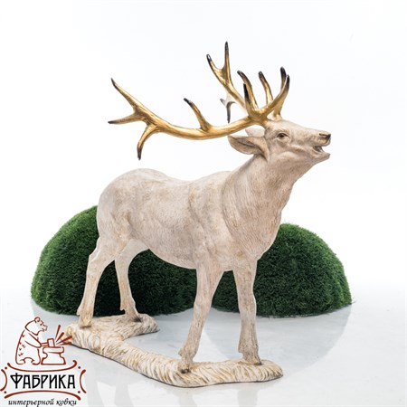Фигура для сада Олень