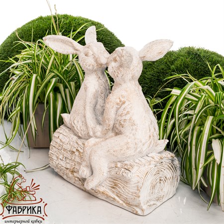 Фигура из полистоуна для новогоднего оформления