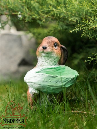 Фигура для сада Зайчонок с салатом U09090 - фото 25565