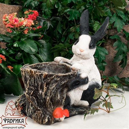 Кашпо для оформления ТЦ