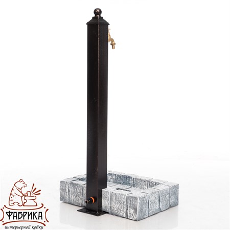 Колонка с поддоном для сада