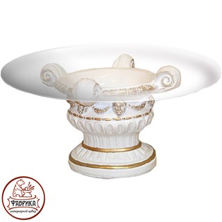 Декоративный журнальный столик 